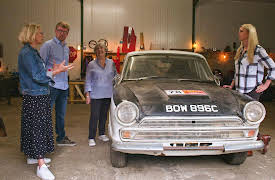 Motor Shed Squad: Ford Cortina and Peugeot 306 GTi