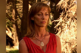 Bed of Roses - Series 1: Over the Rainbow