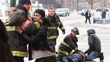 03:15: Chicago Fire (S3 E16) (S3) | Viasat Series | 8/7 2026