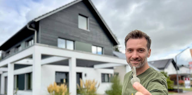 21:00: Ausgerechnet - Das Wohnexperiment: Kaufen | WDR Fernsehen | 11/12 2025