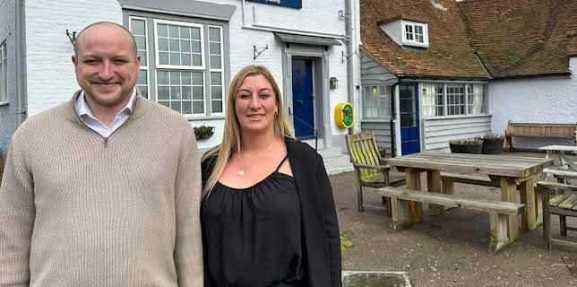 12:50 PM: Four in a Bed | Channel 4 | 11/15 2025