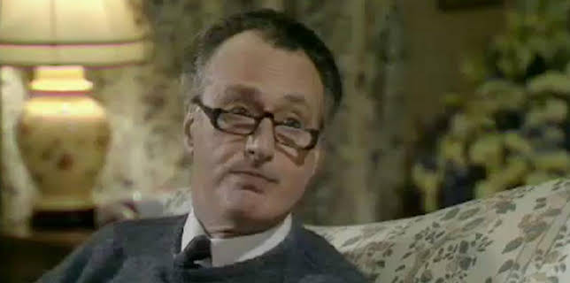 8:30 PM: Yes, Prime Minister (S1) | BBC Four | 12/9 2025