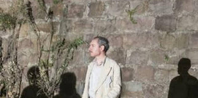 02:33: El viatge de Companys: Episodi 2 | Canal 33 | 3/2 2026