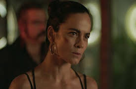 Sydens dronning: Episode 12