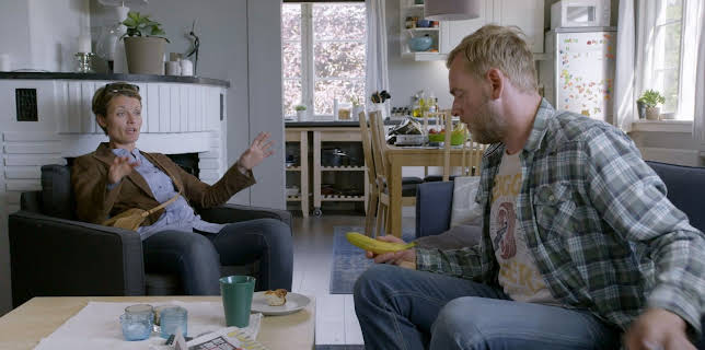 16:10: Side om side: Svart vaskehjelp | NRK 3 | 2/9 2026