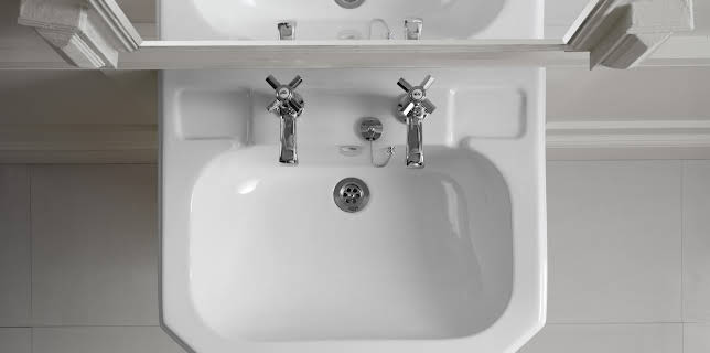 20:35: How It's Made (S19 E7) (S19) | Discovery Science | 12/12 2025