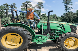 Huge Machines and Cool Vehicles with Cowboy Jack: Excavators, Tractors & Skid Steers