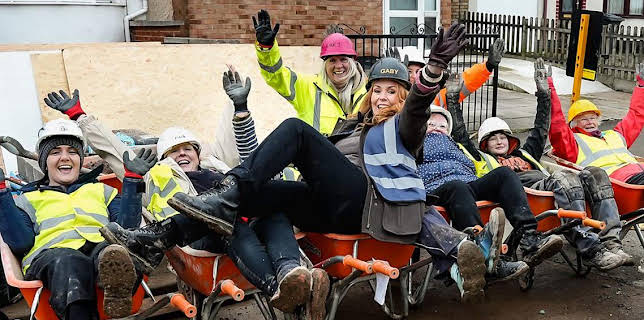 7:00 PM: DIY SOS (S34) | BBC One | 10/3 2025