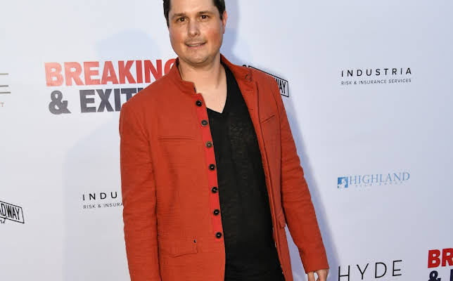 Andrew van den Houten