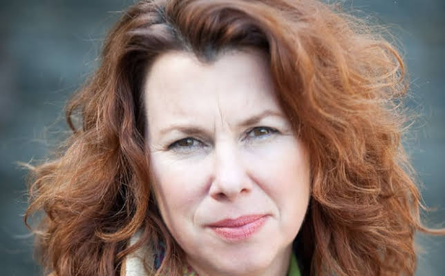 Siobhan Fallon Hogan