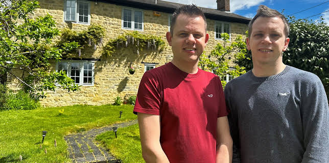 5:15 PM: Four in a Bed | More 4 | 1/25 2026