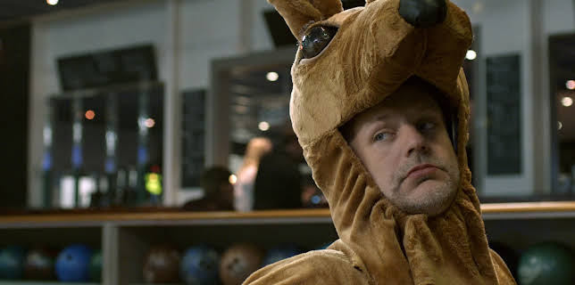 06:00: Klassefesten 2: Begravelsen | Viasat Film Hits | 3/5 2026