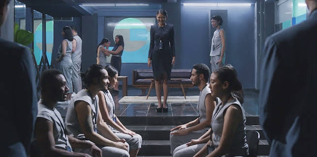 Arini by Love.inc (2022)