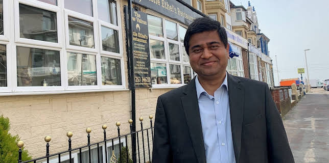 6:20 PM: Four in a Bed | More 4 | 11/14 2025