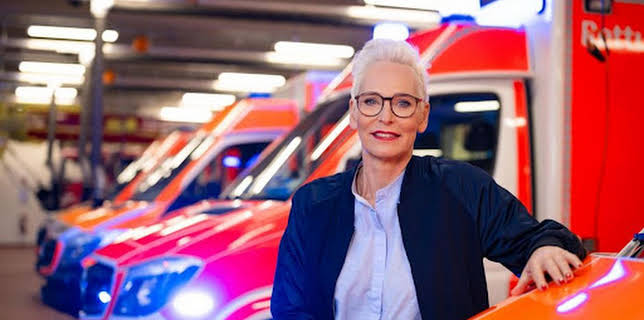 15:00: NOTRUF (S3 E11) (S3) | Sat1 | 6/22 2025