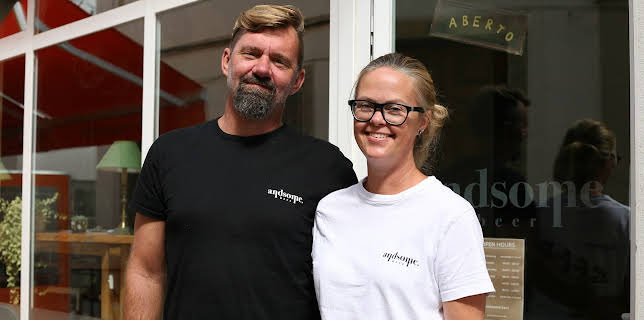 8:55 AM: A New Life in the Sun: Where... | More 4 | 11/7 2025