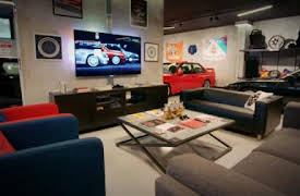 Unike interiør: Ruinen, racerbilhuset, huset med det rare i