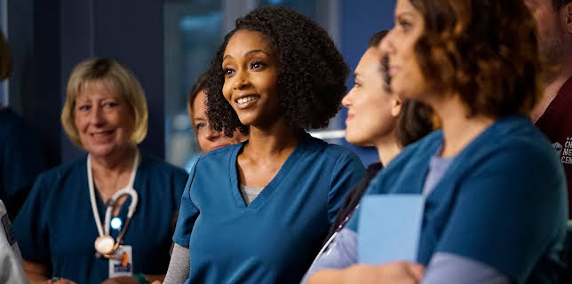 18:15: Chicago Med (S5 E7) (S5) | Viasat Series | 1/12 2026