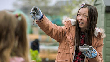 2:30 PM: Molly and Mack (S4) | Cbeebies | 8/4 2026
