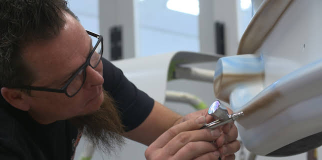 00:15: Kindig Customs (S4 E9) (S4) | Discovery Channel | 3/4 2026