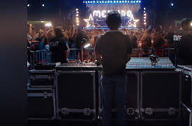 Subete a mi Moto: Una aventura llamada Menudo