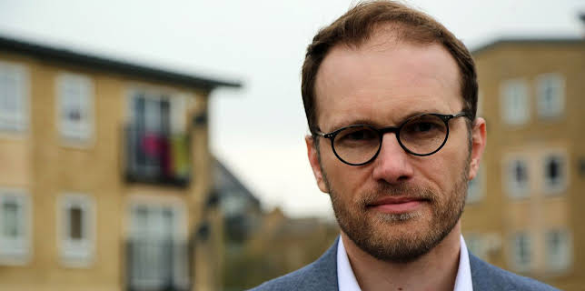 Nightmare Tenants, Slum Landlords