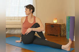 Gentle Pain Relieving Stretches: Hip & Glute Pain