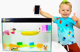 Gaby and Alex: Sink or Float Mystery Wheel Challenge!