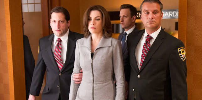 1:00 AM: The Good Wife (S5 E5) (S5) | 5 Star | 12/19 2025