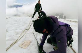 Get Out Alive With Bear Grylls  Season 1: Frozen Planet