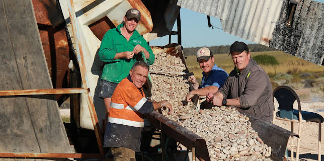 07:15: Outback Opal Hunters (S5 E1) (S5) | Discovery Channel | 1/20 2026