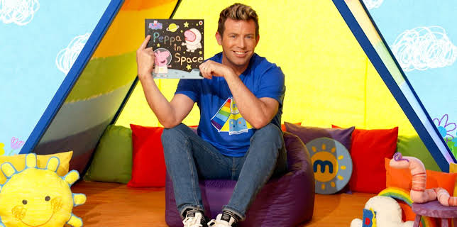 9:05 AM: Milkshake! Story Den (S3 E9) (S3) | Channel 5 | 1/6 2026