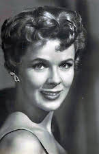 Sally Forrest como Lily