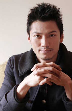 Hiroaki Iwanaga as 