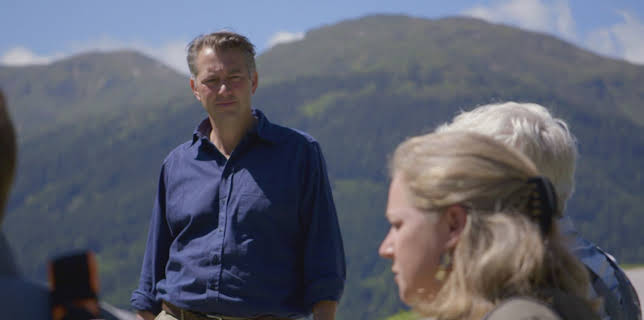 21:00: Hunting Hitler (S3 E5) (S3) | TV10 | 11/15 2025