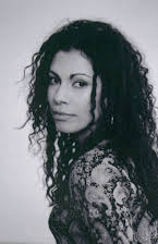 Daniela Lavender som 