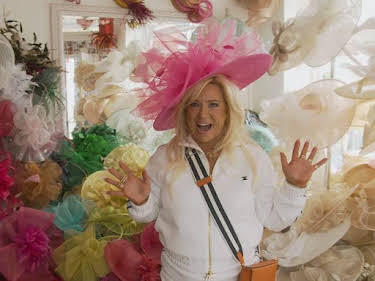 03:40: Das Medium: Theresa Caputo | Sixx | 10/18 2026