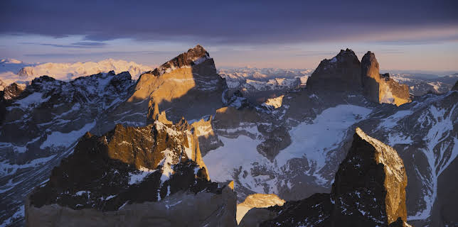 11:45: Patagonia: Life on the Edge of the World (S1 E1) (S1) | TV10 | 2/8 2026