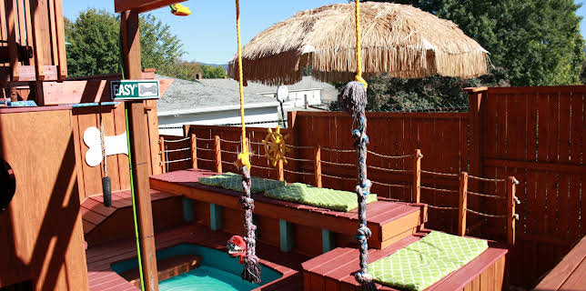 01:30: Animal Cribs (S1 E9) (S1) | Animal Planet | 11/21 2025