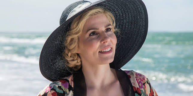 Seaside Hotel (S05/E02)