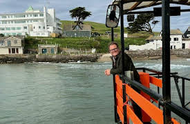 Alan Carr’s Adventures with Agatha Christie S1: Agatha