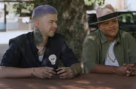 Help! I'm In a Secret Relationship! Season 1: Emma & Barry