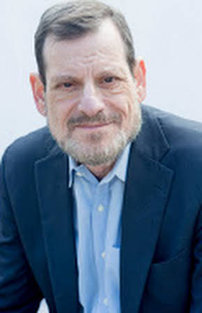 Howard Rosenman as 