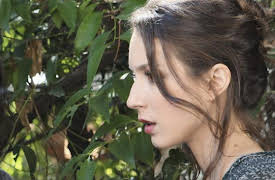 Pretty Little Liars: Keep Your Friends Close