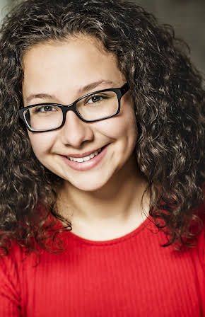 Maya Franzoi as 