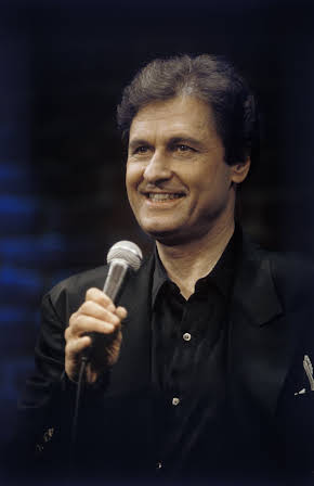 Joseph Bologna as 
