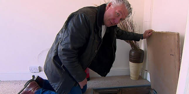 10:05 AM: Homes Under the Hammer (S27) | BBC Two | 1/31 2026