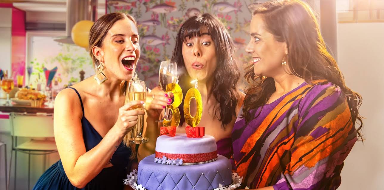 Mujeres arriba (2020)