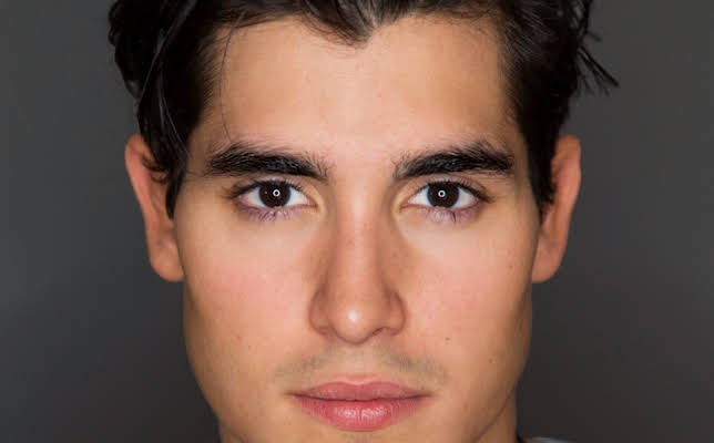 Henry Zaga
