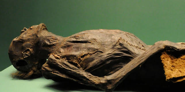 18:40: Verborgen im Eis: Geheimnisse aus der Vergangenheit | Kabel Eins Doku | 12/28 2025